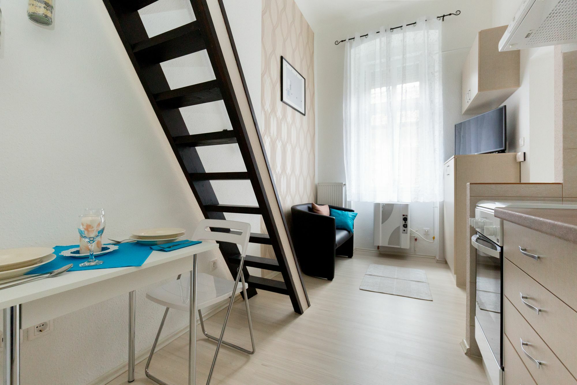 Bpm-Little Nest In Central Budapest Esterno foto